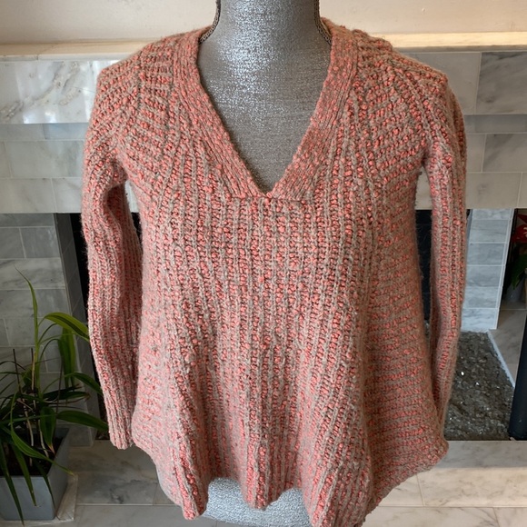 Anthropologie Moth Boucle Zipper V-neck Sweater Size Small - Picture 7 of 15
